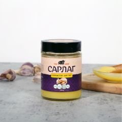 Garlic Powder and Chilli Paste